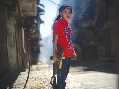 مجازر تحصد 27 طفلا ارتكبها النظام في دمشق والحسكة وانقلاب داخل صفوف نظام الأسد